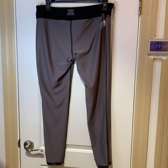 ASICS. Gray/Black workout pants. Sportswear. Athletic. Size XL. - Picture 6 of 11